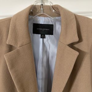 Mixed wool tan coat. Banana Republic.